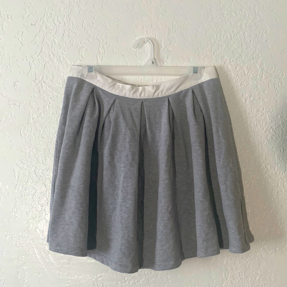 XL Teen Vogue Mini-Skirt | Gray A-Line Skirt with Zipper in Back and Cotton!